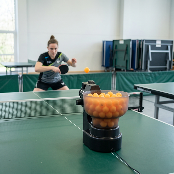 robot_trenazher_dlya_nastolnogo_tennisa_scholle_sila_myacha_powerball_100_1